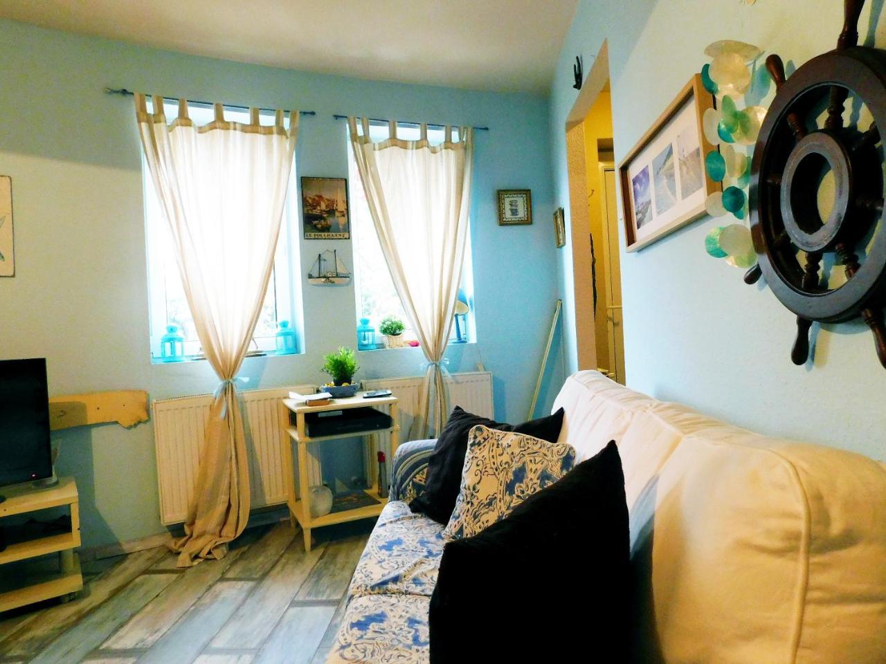 Best View Small House Free Parking Self Check-In بودابست المظهر الخارجي الصورة